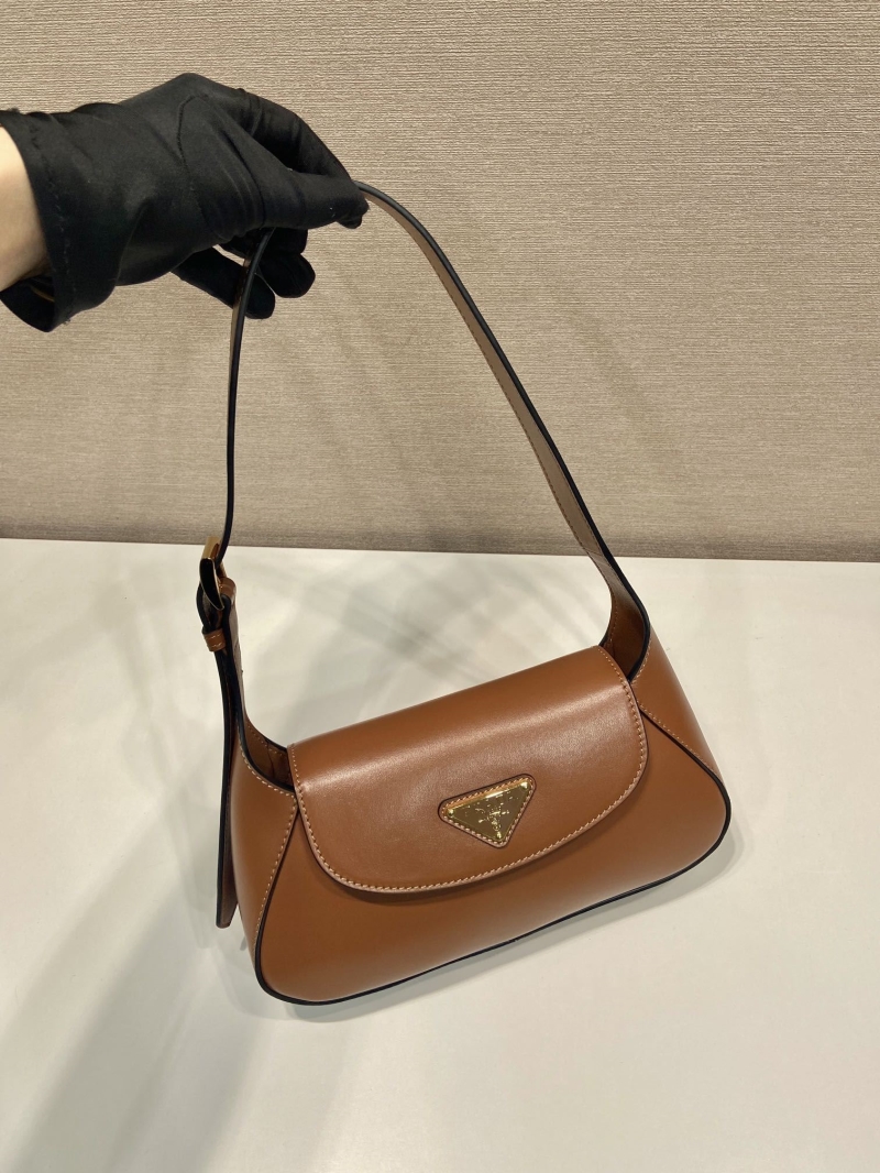 Pra*a hobo bags
